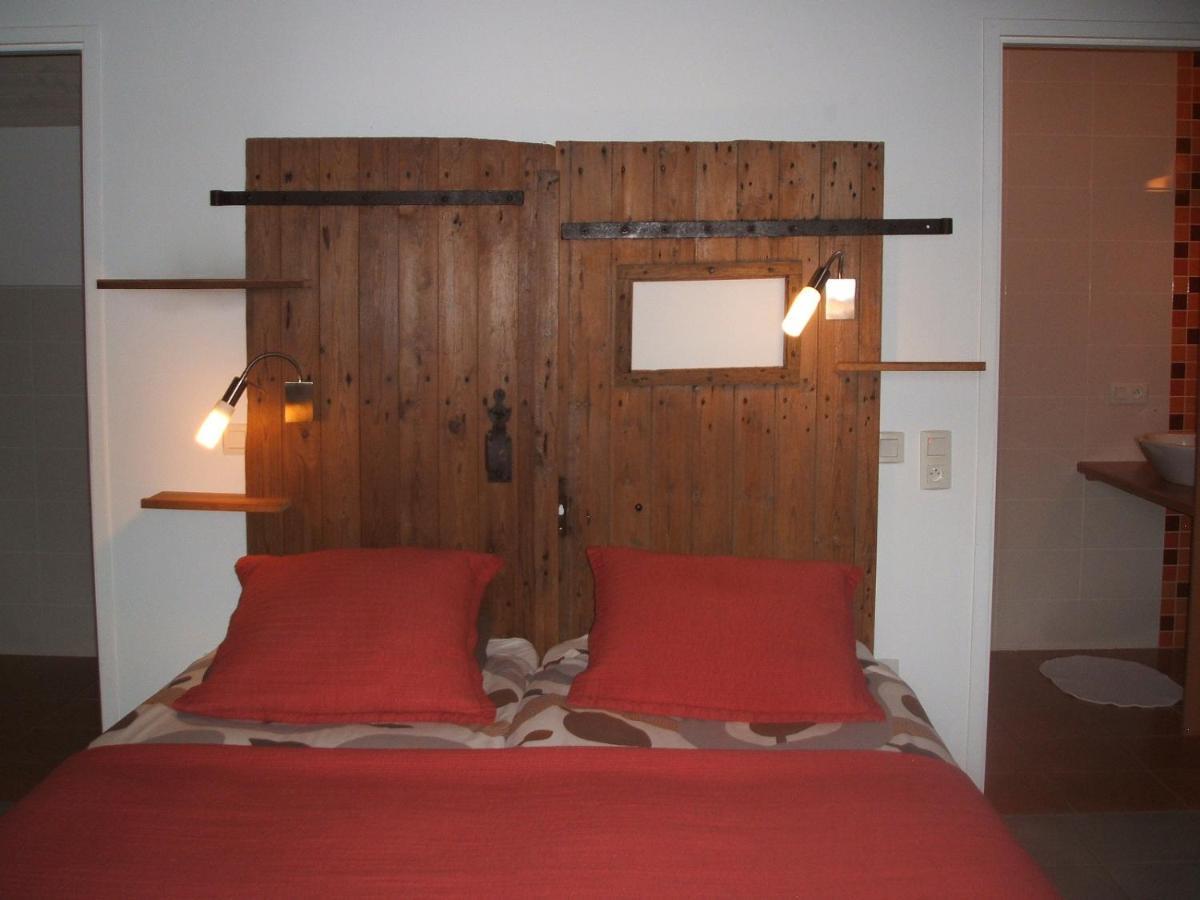 Chambres D'Hotes La Charriere Cheffois Exterior foto